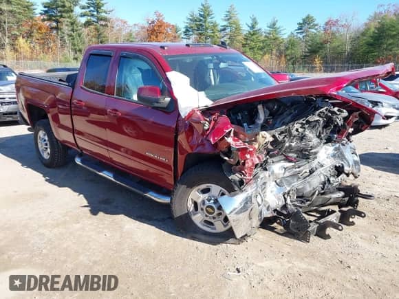 2018 Chevrolet Silverado 2500HD LT с VIN 1GC2KVEG8JZ235359, выставлен на аукционе IAAI как лот 40674239 с пробегом 106 060 миль миль и . История ставок и продаж доступна на DreamBid. Изображение 1.