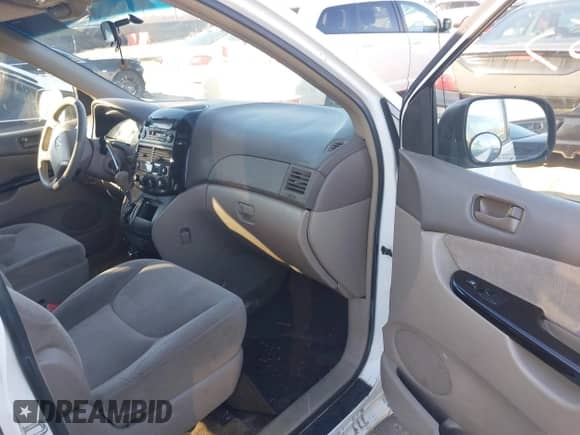2005 Toyota Sienna CE с VIN 5TDZA23C25S368237, выставлен на аукционе IAAI как лот 41797667 с пробегом 155 895 миль миль и . История ставок и продаж доступна на DreamBid. Изображение 5.