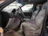 2007 Saturn Relay 2 with VIN 5GZDV03117D103663, listed as a Copart auction lot 82832584 with 149,832 mi miles and Clean title. Bid and sale history available at DreamBid. Image 7.