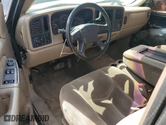 2003 GMC Sierra 1500 SLE with VIN 2GTEC19V631282929, listed as a Copart auction lot 60904395 with 193,022 mi miles and Salvage title. Bid and sale history available at DreamBid. Image 8.