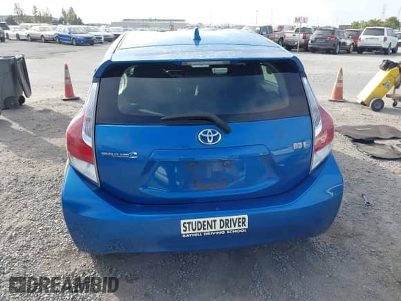 2015 Toyota Prius One z VIN JTDKDTB36F1586311, wystawiony jako IAAI lot #43055198 z przebiegiem 330 261 mil mil oraz . Historia ofert i sprzedaży dostępna na DreamBid. Obrazek 17.