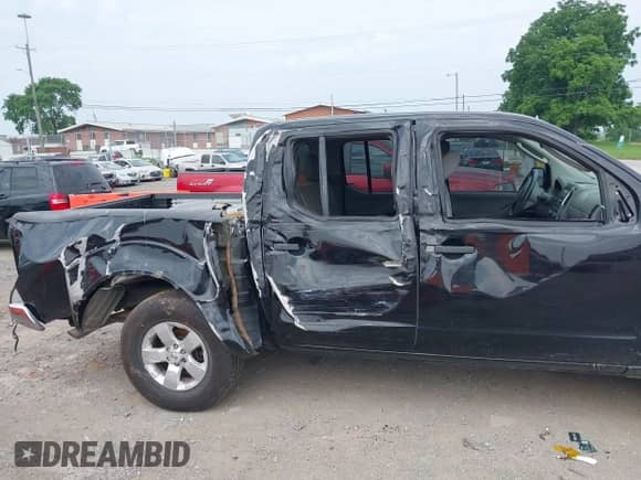 2011 Nissan Frontier SV с VIN 1N6AD0ER9BC403764, выставлен на аукционе IAAI как лот 42379103 с пробегом Не указан миль и . История ставок и продаж доступна на DreamBid. Изображение 16.