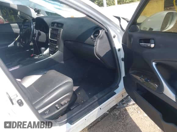 2009 Lexus IS 250 z VIN JTHCK262592029117, wystawiony jako IAAI lot #42598661 z przebiegiem 228 690 mil mil oraz . Historia ofert i sprzedaży dostępna na DreamBid. Obrazek 5.