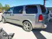 2008 Chevrolet Uplander LS z VIN 1GNDV23148D183854, wystawiony jako IAAI lot #43445526 z przebiegiem 229 635 mil mil oraz . Historia ofert i sprzedaży dostępna na DreamBid. Obrazek 3.