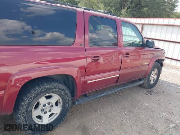 2004 Chevrolet Suburban LT с VIN 3GNEC16Z44G158763, выставлен на аукционе IAAI как лот 43114899 с пробегом 280 975 миль миль и . История ставок и продаж доступна на DreamBid. Изображение 6.