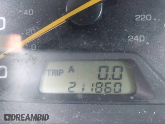 2000 Honda Accord EX with VIN 1HGCG1651YA020394, listed as a IAAI auction lot 42925762 with 211,860 mi miles and . Bid and sale history available at DreamBid. Image 15.