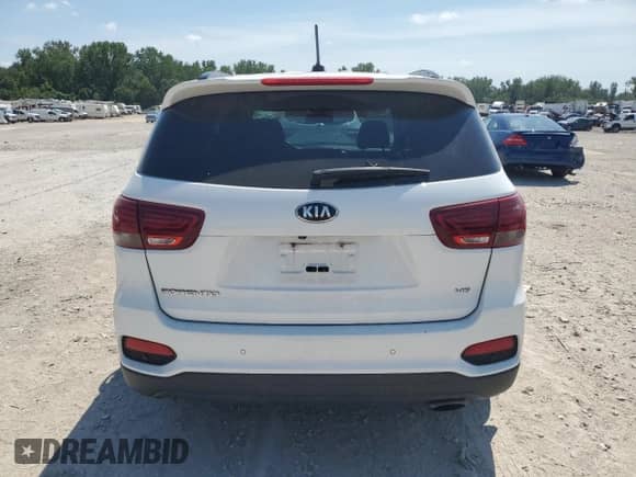 2020 Kia Sorento LX с VIN 5XYPG4A56LG642250, выставлен на аукционе Copart как лот 68909695 с пробегом 94 449 миль миль и Списание • Salvage title. История ставок и продаж доступна на DreamBid. Изображение 6.