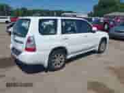 2007 Subaru Forester X z VIN JF1SG656X7H733369, wystawiony jako IAAI lot #42625071 z przebiegiem 148 877 mil mil oraz . Historia ofert i sprzedaży dostępna na DreamBid. Obrazek 4.