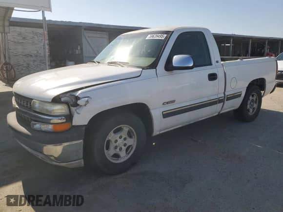 2002 Chevrolet Silverado 1500 LS with VIN 1GCEC14V72Z191536, listed as a Copart auction lot 59639495 with Not provided miles and Salvage title. Bid and sale history available at DreamBid. Image 1.