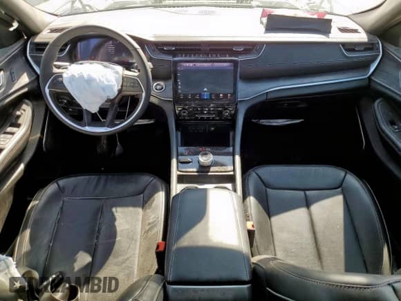 2024 Jeep Grand Cherokee Limited with VIN 1C4RJHBGXRC178068, listed as a Copart auction lot 65146445 with 5,293 mi miles and Salvage title. Bid and sale history available at DreamBid. Image 8.