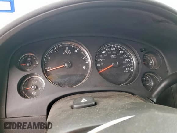 2008 Chevrolet Suburban LTZ with VIN 1GNFC16048J249932, listed as a Copart auction lot 67011005 with Not provided miles and Clean title. Bid and sale history available at DreamBid. Image 9.