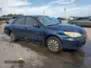2003 Toyota Camry LE z VIN 4T1BE32K73U237474, wystawiony jako Copart lot #64660105 z przebiegiem 243 534 mil mil oraz Szkoda całkowita • Salvage title. Historia ofert i sprzedaży dostępna na DreamBid. Obrazek 4.