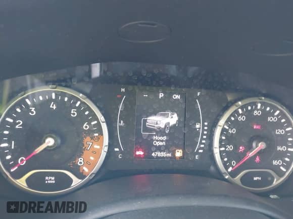 2018 Jeep Renegade Latitude с VIN ZACCJBBB2JPJ21254, выставлен на аукционе IAAI как лот 43161623 с пробегом 47 835 миль миль и . История ставок и продаж доступна на DreamBid. Изображение 7.
