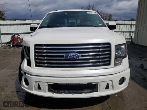 2012 Ford F-150 Lariat z VIN 1FTFW1E64CFB90284, wystawiony jako Copart lot #50325615 z przebiegiem 208 499 mil mil oraz Szkoda całkowita • Salvage title. Historia ofert i sprzedaży dostępna na DreamBid. Obrazek 5.