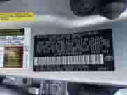 2017 Toyota Camry XLE z VIN 4T1BF1FK1HU660134, wystawiony jako IAAI lot #41697739 z przebiegiem 116 243 mil mil oraz . Historia ofert i sprzedaży dostępna na DreamBid. Obrazek 9.