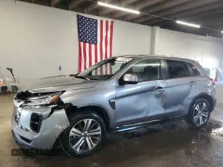 2025 Mitsubishi Outlander S z VIN JA4ARUAU5SU000827, wystawiony jako Copart lot #85515425 z przebiegiem 19 371 mil mil oraz Czysty tytuł • Clean title. Historia ofert i sprzedaży dostępna na DreamBid. Obrazek 1.