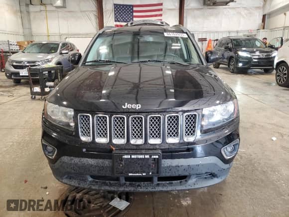 2015 Jeep Compass High Altitude с VIN 1C4NJDEB4FD426683, выставлен на аукционе Copart как лот 66162655 с пробегом 118 662 миль миль и На запчасти • Non repairable. История ставок и продаж доступна на DreamBid. Изображение 5.