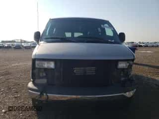 2002 Chevrolet Express с VIN 1GAGG29R021107594, выставлен на аукционе Copart как лот 63757415 с пробегом 213 672 миль миль и Списание • Salvage title. История ставок и продаж доступна на DreamBid. Изображение 5.
