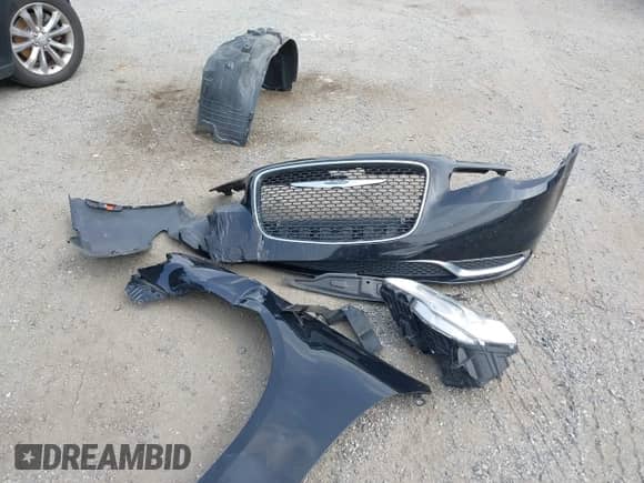 2018 Chrysler 300 Touring with VIN 2C3CCARG4JH229020, listed as a IAAI auction lot 42931376 with 164,019 mi miles and . Bid and sale history available at DreamBid. Image 12.