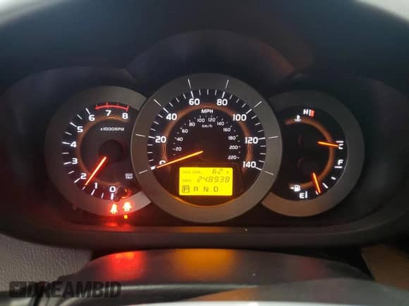 2007 Toyota RAV4 Sport with VIN JTMBD32V076041307, listed as a Copart auction lot 80359245 with 248,938 mi miles and Salvage title. Bid and sale history available at DreamBid. Image 9.