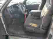 1998 Dodge 1500 с VIN 3B7HF12Z8WM285023, выставлен на аукционе Copart как лот 46106915 с пробегом 261 645 миль миль и Списание • Salvage title. История ставок и продаж доступна на DreamBid. Изображение 7.