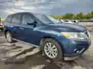 2013 Nissan Pathfinder SL with VIN 5N1AR2MM9DC674070, listed as a Copart auction lot 69596885 with 121,972 mi miles and Salvage title. Bid and sale history available at DreamBid. Image 4.