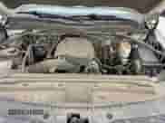 2015 Chevrolet Silverado 2500HD Work Truck z VIN 1GC1KUEG0FF185345, wystawiony jako Copart lot #58501835 z przebiegiem 194 581 mil mil oraz Czysty tytuł • Clean title. Historia ofert i sprzedaży dostępna na DreamBid. Obrazek 7.