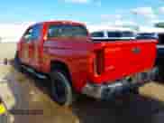 2018 Toyota Tundra SR с VIN 5TFUW5F17JX713466, выставлен на аукционе IAAI как лот 42357423 с пробегом 302 981 миль миль и . История ставок и продаж доступна на DreamBid. Изображение 3.