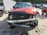 2002 Toyota Tacoma z VIN 5TEWM72NX2Z145081, wystawiony jako Copart lot #83818635 z przebiegiem Nie podano mil oraz Szkoda całkowita • Salvage title. Historia ofert i sprzedaży dostępna na DreamBid. Obrazek 5.