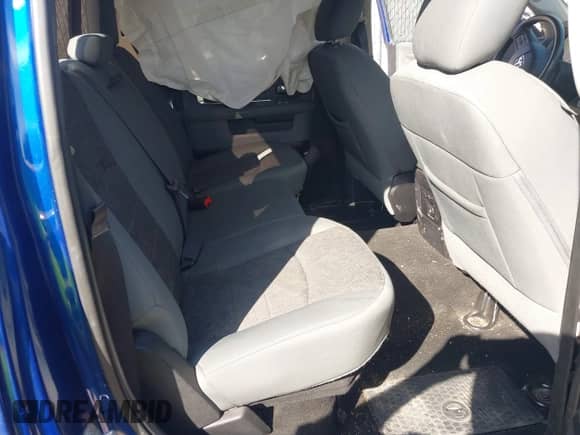 2016 Ram 1500 Outdoorsman z VIN 1C6RR7LGXGS421888, wystawiony jako IAAI lot #41776909 z przebiegiem 90 451 mil mil oraz . Historia ofert i sprzedaży dostępna na DreamBid. Obrazek 8.