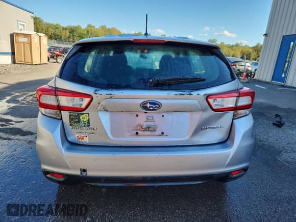 2019 Subaru Impreza z VIN 4S3GTAA61K3730905, wystawiony jako Copart lot #84221615 z przebiegiem 93 839 mil mil oraz Szkoda całkowita • Salvage title. Historia ofert i sprzedaży dostępna na DreamBid. Obrazek 6.