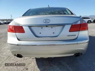 2010 Hyundai Genesis с VIN KMHGC4DE6AU083653, выставлен на аукционе Copart как лот 85387315 с пробегом 133 843 миль миль и Списание • Salvage title. История ставок и продаж доступна на DreamBid. Изображение 6.
