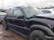 2003 Chevrolet S-10 LS с VIN 1GCDT13XX3K132733, выставлен на аукционе IAAI как лот 41732952 с пробегом 141 180 миль миль и . История ставок и продаж доступна на DreamBid. Изображение 13.