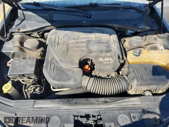 2011 Chrysler 300 Limited с VIN 2C3CA5CG2BH595131, выставлен на аукционе Copart как лот 84431015 с пробегом 168 941 миль миль и Списание • Salvage title. История ставок и продаж доступна на DreamBid. Изображение 11.