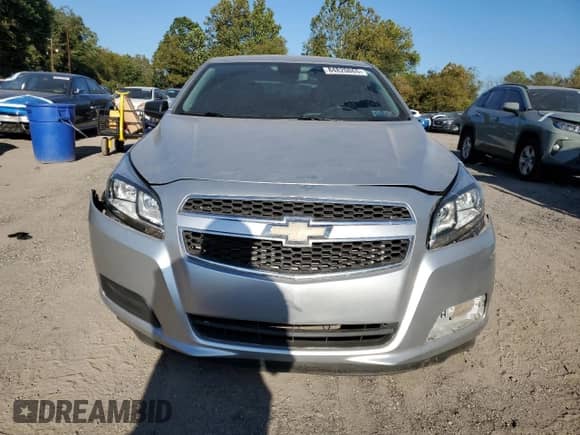 2016 Chevrolet Malibu LS с VIN 1G11A5SA5GF114922, выставлен на аукционе Copart как лот 84820865 с пробегом 51 044 миль миль и Списание • Salvage title. История ставок и продаж доступна на DreamBid. Изображение 5.