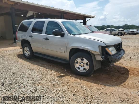2009 Chevrolet Tahoe LS с VIN 1GNFC13029R288610, выставлен на аукционе Copart как лот 66887695 с пробегом 172 371 миль миль и Списание • Salvage title. История ставок и продаж доступна на DreamBid. Изображение 4.