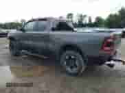 2019 Ram 1500 Rebel z VIN 1C6SRFET6KN796285, wystawiony jako Copart lot #60970545 z przebiegiem 63 425 mil mil oraz Szkoda całkowita • Salvage title. Historia ofert i sprzedaży dostępna na DreamBid. Obrazek 2.