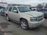 2013 Chevrolet Tahoe LTZ с VIN 1GNSCCE03DR127957, выставлен на аукционе IAAI как лот 41499268 с пробегом 64 292 миль миль и . История ставок и продаж доступна на DreamBid. Изображение 1.