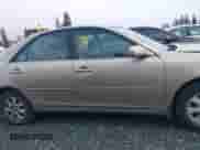 2005 Toyota Camry LE с VIN 4T1BF32K15U594407, выставлен на аукционе IAAI как лот 41490130 с пробегом 117 389 миль миль и . История ставок и продаж доступна на DreamBid. Изображение 13.