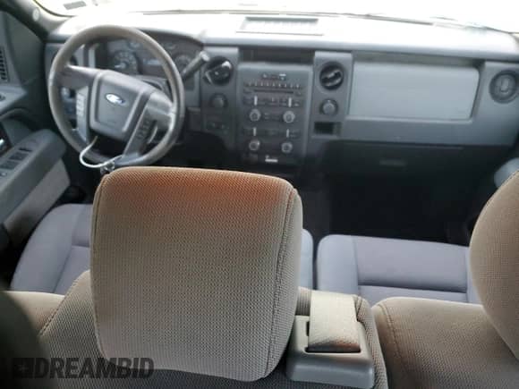 2013 Ford F-150 STX с VIN 1FTFX1EF3DFD51822, выставлен на аукционе Copart как лот 82315215 с пробегом 101 728 миль миль и Чистый • Clean title. История ставок и продаж доступна на DreamBid. Изображение 8.