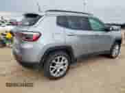 2024 Jeep Compass Latitude Lux с VIN 3C4NJDFN7RT578934, выставлен на аукционе Copart как лот 62761585 с пробегом 9 935 миль миль и Чистый • Clean title. История ставок и продаж доступна на DreamBid. Изображение 3.