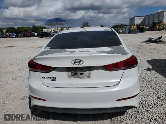 2017 Hyundai Elantra SE with VIN 5NPD74LF0HH098904, listed as a Copart auction lot 89438165 with 117,203 mi miles and Clean title. Bid and sale history available at DreamBid. Image 6.