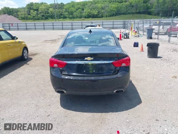 2016 Chevrolet Impala LTZ with VIN 2G1145S3XG9193070, listed as a IAAI auction lot 42647882 with 98,685 mi miles and . Bid and sale history available at DreamBid. Image 16.