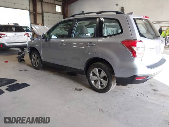 2016 Subaru Forester 2.5i z VIN JF2SJABC6GH501118, wystawiony jako IAAI lot #43408683 z przebiegiem 104 586 mil mil oraz . Historia ofert i sprzedaży dostępna na DreamBid. Obrazek 3.