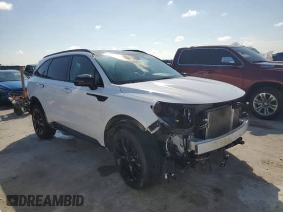 2021 Kia Sorento SX Prestige X-Line with VIN 5XYRKDLF6MG042455, listed as a Copart auction lot 65363205 with 61,838 mi miles and Salvage title. Bid and sale history available at DreamBid. Image 4.