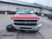 2013 Chevrolet Silverado 2500HD Work Truck z VIN 1GC1KVCG9DF142127, wystawiony jako IAAI lot #41487168 z przebiegiem 179 867 mil mil oraz . Historia ofert i sprzedaży dostępna na DreamBid. Obrazek 13.