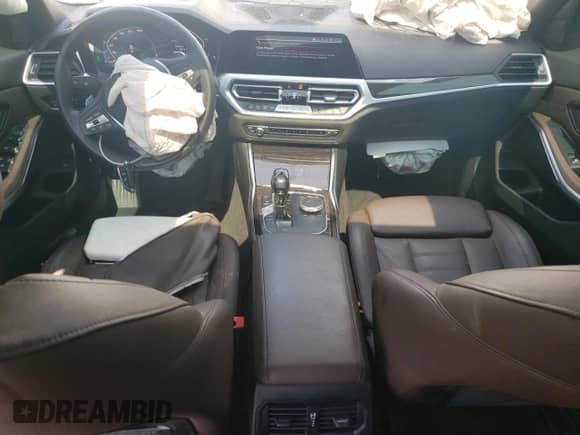 2019 BMW 3 Series 330i with VIN 3MW5R1J5XK8A04283, listed as a Copart auction lot 81074815 with 68,855 mi miles and Non repairable. Bid and sale history available at DreamBid. Image 8.