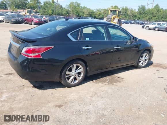 2015 Nissan Altima S с VIN 1N4AL3AP9FN405283, выставлен на аукционе IAAI как лот 43248032 с пробегом 138 947 миль миль и . История ставок и продаж доступна на DreamBid. Изображение 4.