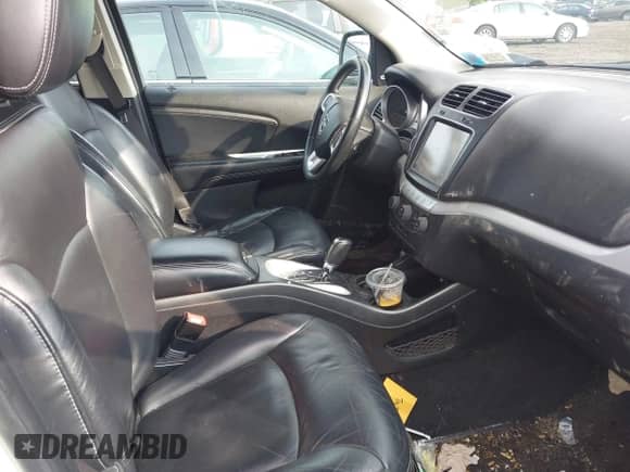 2015 Dodge Journey Limited with VIN 3C4PDDDGXFT589555, listed as a IAAI auction lot 42449101 with 176,631 mi miles and . Bid and sale history available at DreamBid. Image 5.