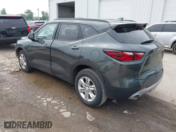 2019 Chevrolet Blazer with VIN 3GNKBGRS8KS694570, listed as a IAAI auction lot 42436829 with 97,959 mi miles and . Bid and sale history available at DreamBid. Image 3.